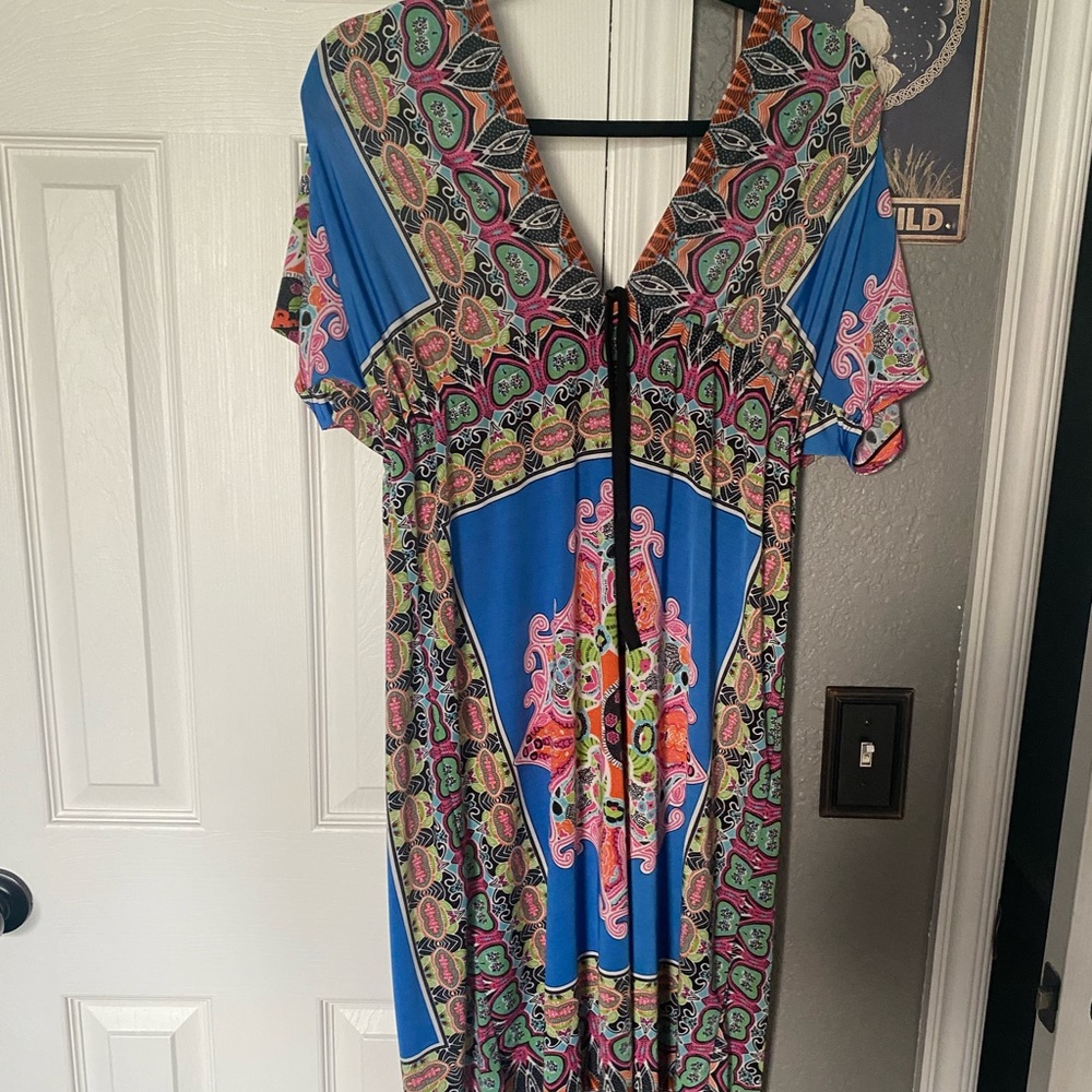 Fun- multi colored deep v neck and back dress. - fun print cinch the waist